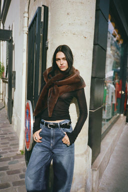 TRIANGULAR FAUX FUR SCARF