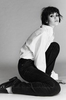 ZW COLLECTION MID-WAIST BOOTCUT CONTOUR JEANS - Zara фото 3