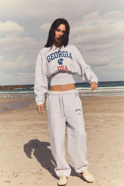 TEXTURED ZIP-UP SWEATSHIRT