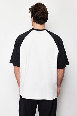 Siyah Oversize/Geni_ Kesim %100 Pamuklu Bask_l_ Tok Kuma_ T-shirt TMNSS24TS00139 - Trendyolmilla фото 2