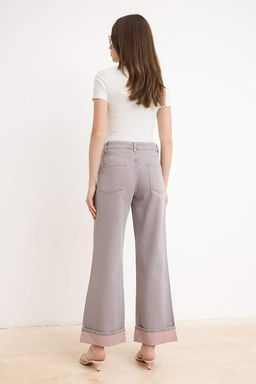 Pembe Paca Katlamal? Vintage Y?kama Yuksek Bel Wide Leg Jeans TWOSS26JE00309 - Trendyolmilla фото 4