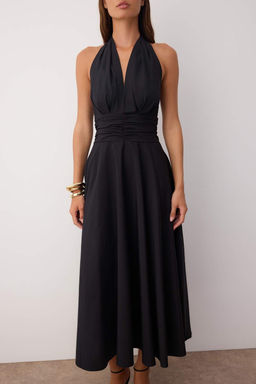 Siyah Dekolteli Boyundan Baglamal? Poplin Astarl? Dokuma Elbise TWOSS25EL00890