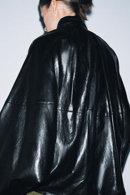 CHAQUETA BOMBER EFECTO PIEL ZW COLLECTION / Negro