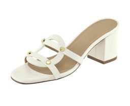 Шлепки, белые