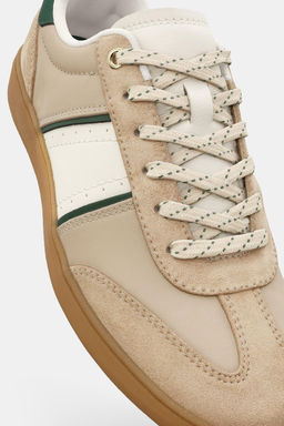 COLOURED SPORTS TRAINERS