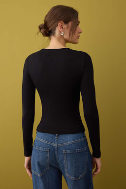 Ekru Fitted/Vucuda Oturan Bisiklet Yaka Dugmeli Orme Bluz TWOAW26BZ00140 - Trendyolmilla фото 4