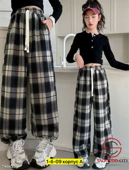 Брюки в клетку для девочки