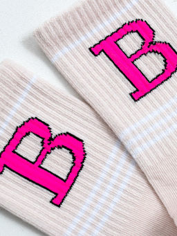 Цена за 5 пар! Высокие детские носки зефирного цвета с буквой В - Mark formelle фото 4