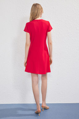 TRENDYOLMILLA Siyah A Line/Can Kesim Midi Orme Elbise TWOSS25EL00781