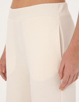 Штаны спортивные Flare Fit экрю из модала