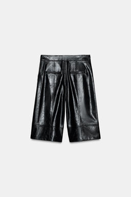 LONG FAUX LEATHER BERMUDA SHORTS