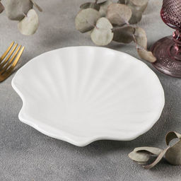 Блюдо-ракушка фарфоровое Wilmax Shelley, d=18 см, белое