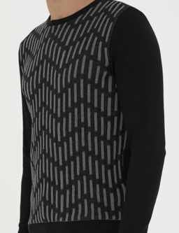 Черный трикотаж приталенного кроя с круглым вырезом - Cacharel фото 6