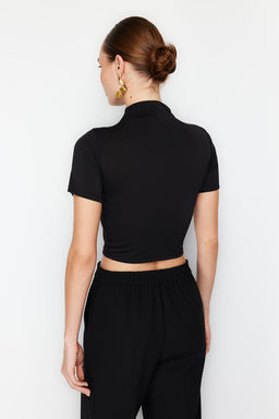 Siyah Dik Yaka K?sa Kollu Drapeli Crop Bluz Orme Bluz TWOSS24BZ00422