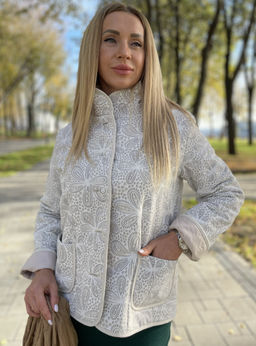 Легкая и уютная классическая куртка на натуральном утеплителе (100% хлопок).