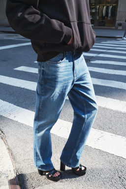 ZW COLLECTION STRAIGHT-LEG MID-RISE JEANS - Zara фото 2