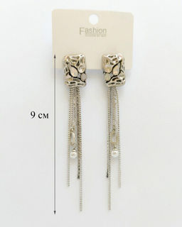 Стильные серьги