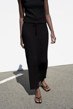 FALDA MIDI TEXTURA / Negro - Zara фото 10