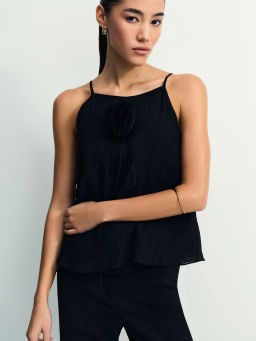 Блуза из тенселя с цветком / Zarina