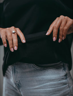 Символ свитшот женский (черный)