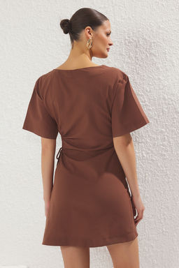 Kahverengi Dokuma Cut outl? Plaj Mini Elbise TBESS25EL00102