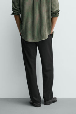 PANTAL?N STRAIGHT FIT CONFORT / Negro