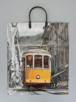 Цена за 5 шт. Пакет "Лиссабон", полиэтиленовый с пластиковой ручкой, 38 х 45 + 3 см, 90 мкм