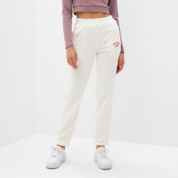 Брюки женские MINAKU: SPORTY & STYLISH, молочные, размер 54