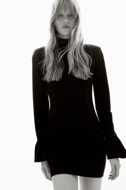 Vestido brillante con hombreras - H&m фото 4