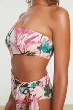 TRENDYOLMILLA Cicek Desenli Tek Omuz Cut Out/Pencereli Regular Mayo TBESS22MA0197 фото 14