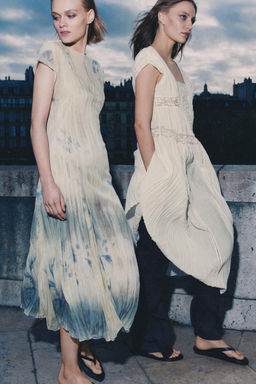 VESTIDO PLISADO ENCAJE ZW COLLECTION / Crudo - Zara фото 4