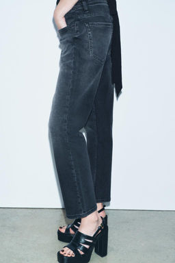 ZW COLLECTION RELAXED SLIM FIT MID-RISE JEANS - Zara фото 3