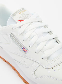 Женские кроссовки REEBOK CLASSIC LEATHER Артикул 2819456, белый