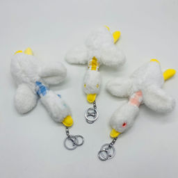 Мягкая игрушка брелок Гусь с платком 20 см