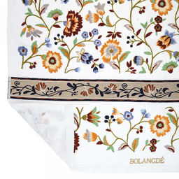 "Япония-2021" Полотенце махровое 70х140см, плотность 300гр/м2, 100% хлопок, с вышивкой, "Васильки", бежевый (красный), Bolangde (Китай)