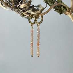 Серьги длинные из Лунного камня