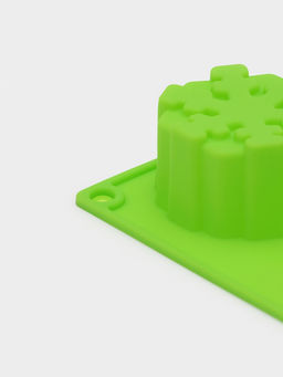 Форма для выпечки новогодняя Доляна Снежинка, силикон, 30?17.5 см, 11 ячеек, салатовая