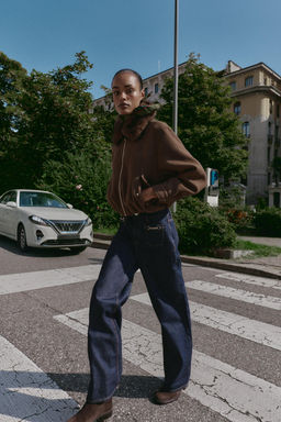 SOFT BOMBER JACKET WITH FAUX FUR COLLAR - Zara фото 6