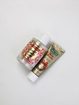 Подарочный набор косметики New Year Collection, гель для душа, крем для рук, пилочка, URAL LAB