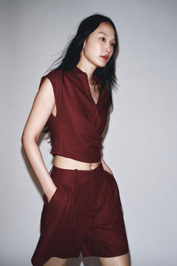 CROSSOVER LINEN BLEND TOP