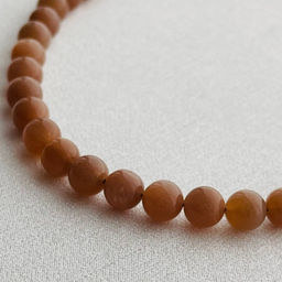 Бусы из Лунного камня