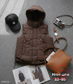 Жилетка женская с капюшоном