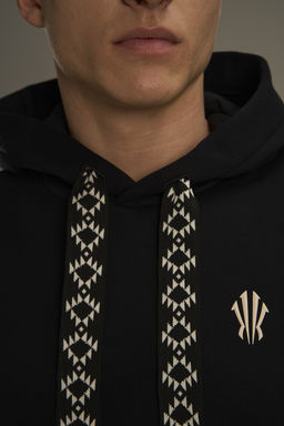 Худи утепленное Черный