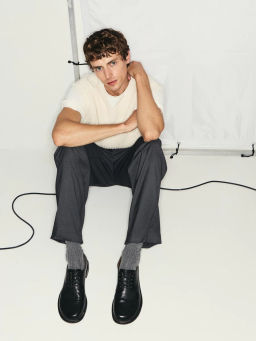 Брюки relax fit с защипами / Zarina  фото 2