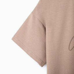 Футболка женская MINAKU Confident, бежевая, размер 42