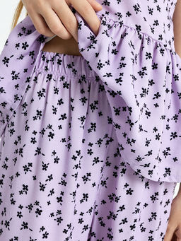 Комплект для девочки (топ, брюки) в фиолетовом цвете с рисунком цветов - Mark formelle фото 5