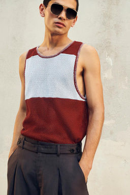 LIMITED EDITION RED TEXTURED TANK TOP - Zara фото 2