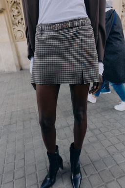 HOUNDSTOOTH SKORT WITH BELT - Zara фото 9