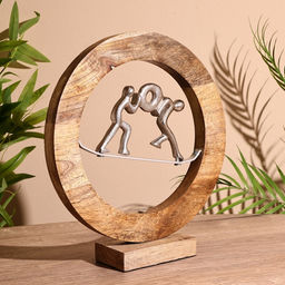 Сувенир интерьерный в деревянном кольце «Труд», 30×8×33 см