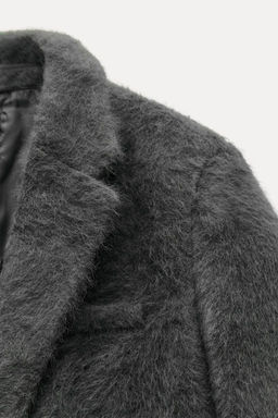 OVERSIZE SOFT FAUX-FUR BLAZER - Zara фото 8